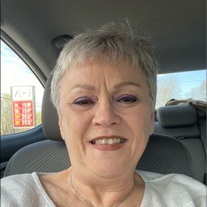 Meet your Posher, Deborah